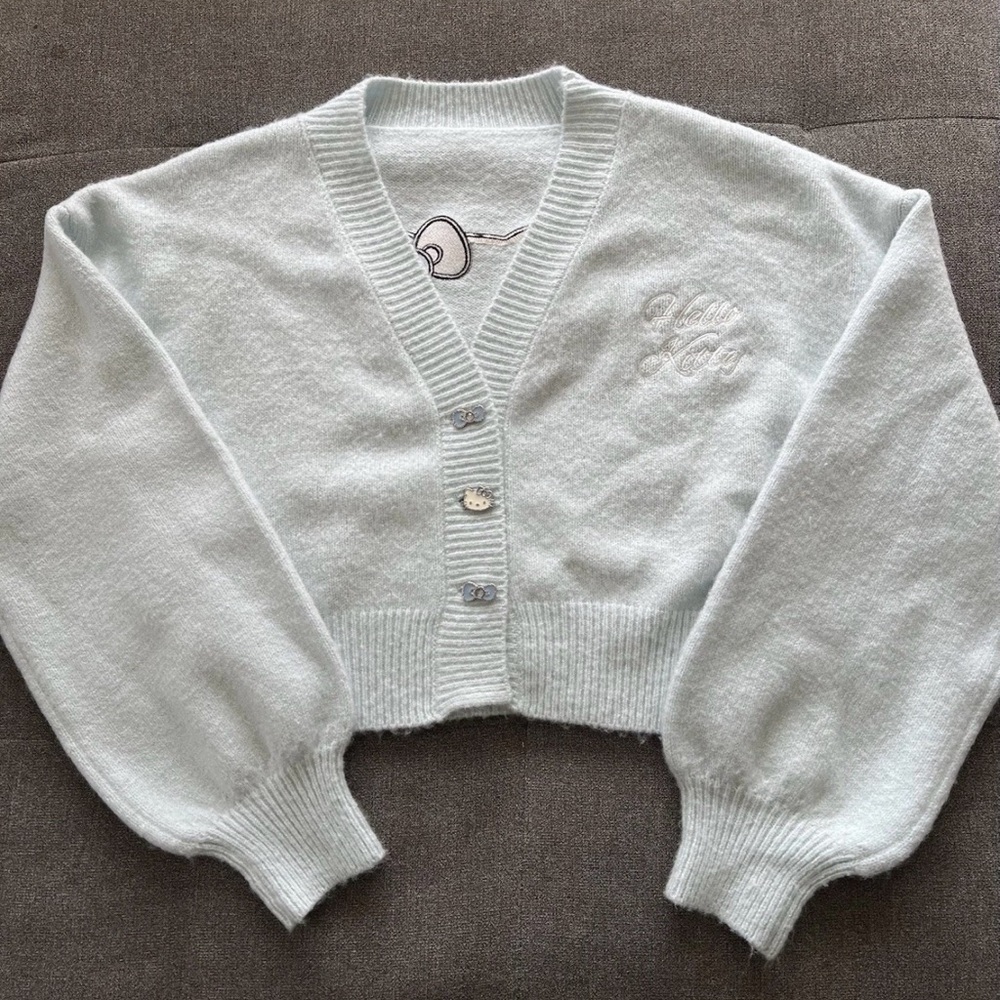 FOREVER 21 Hello Kitty Fuzzy Cardigan Sweater Plush Sz Small/Medium-Embroidered